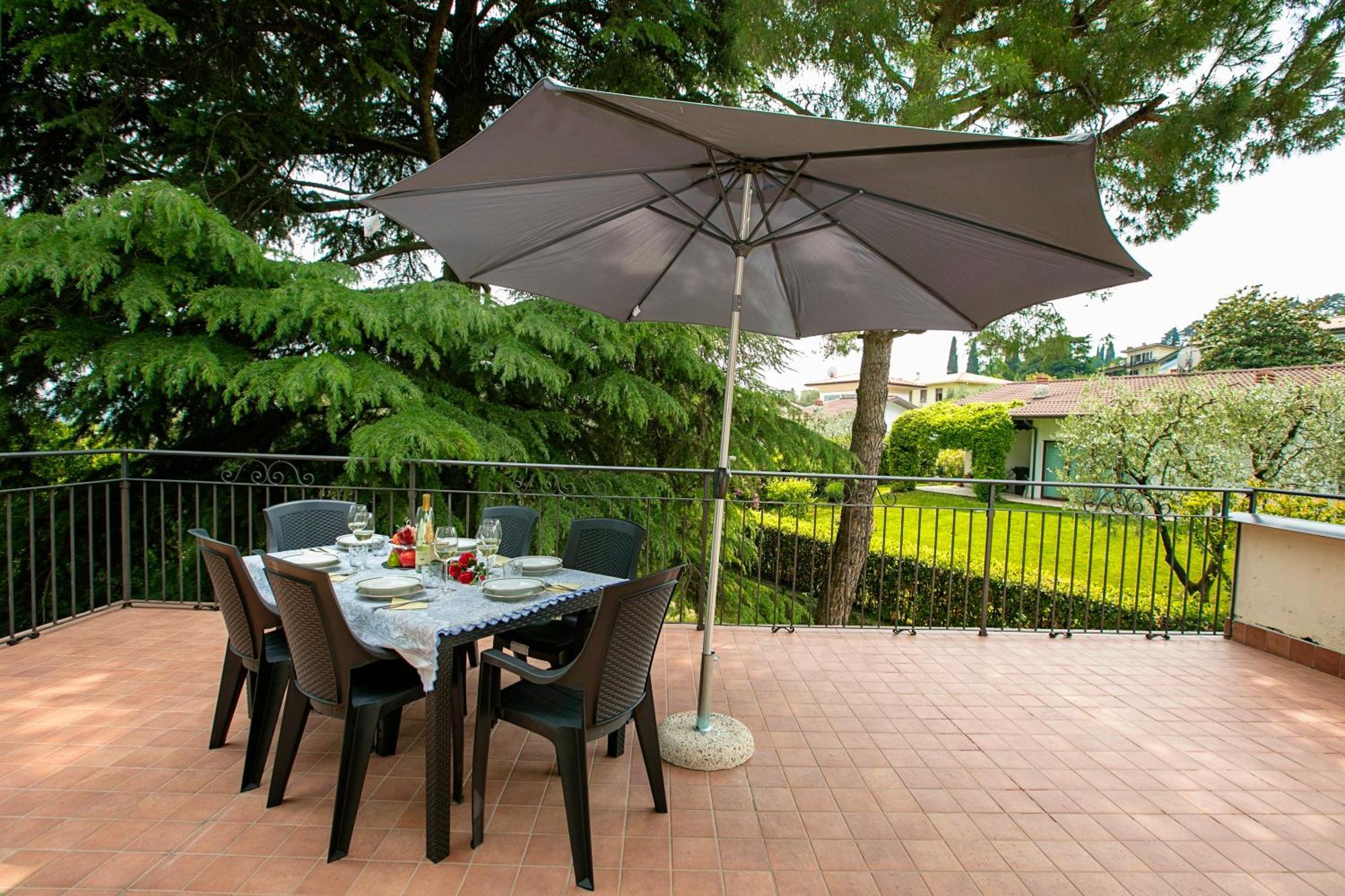 Villa Alberti 900mt from Garda lake Salò Exteriör bild